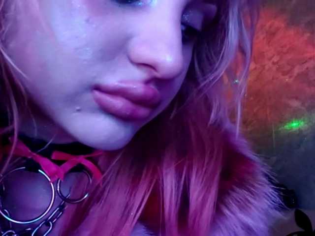 TinaTil live cam on BongaCams