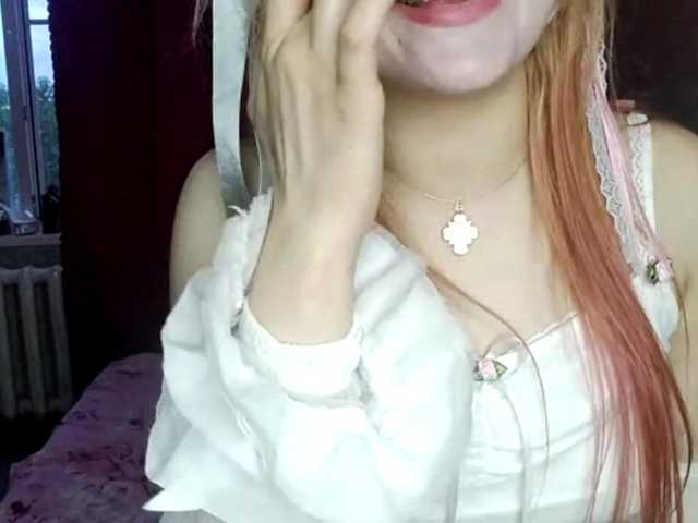 TinaTil live cam on BongaCams