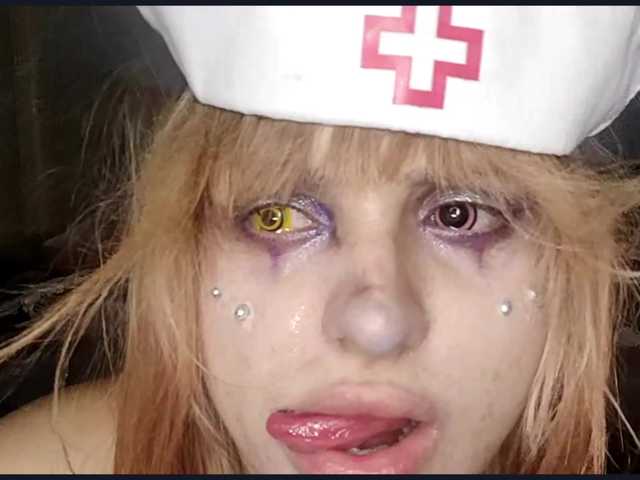 TinaTil live cam on BongaCams