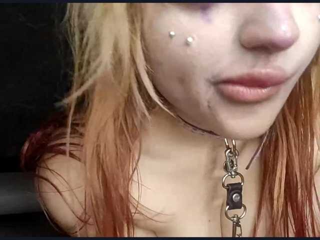 TinaTil live webcam show