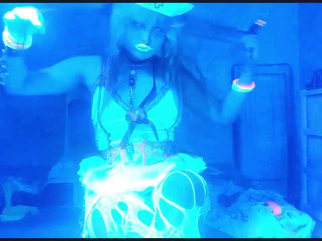 TinaTil live cam on BongaCams