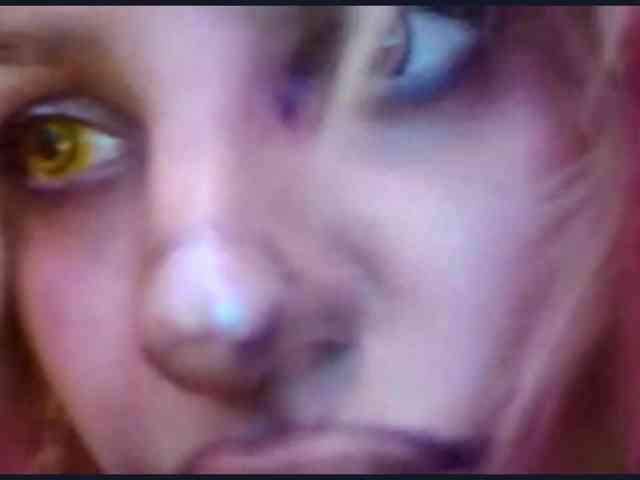 TinaTil webcam