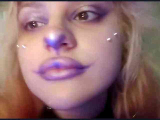TinaTil webcam