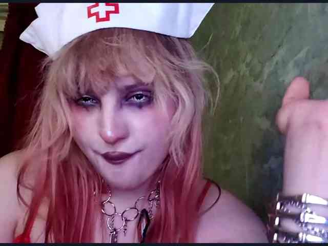 TinaTil webcam