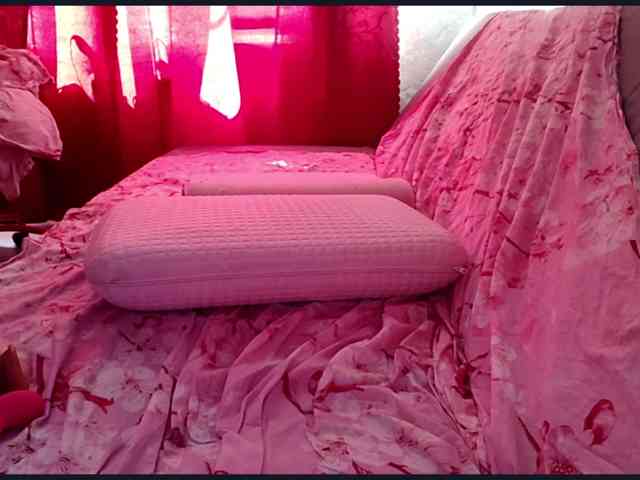 TinaTil webcam