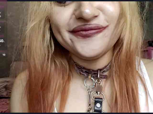 TinaTil webcam