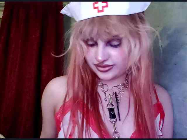 TinaTil webcam