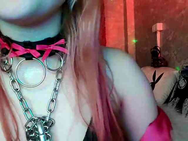 TinaTil webcam