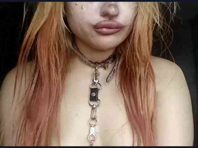 TinaTil webcam
