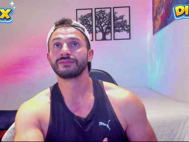 diegopara Live Webcam on BongaCams