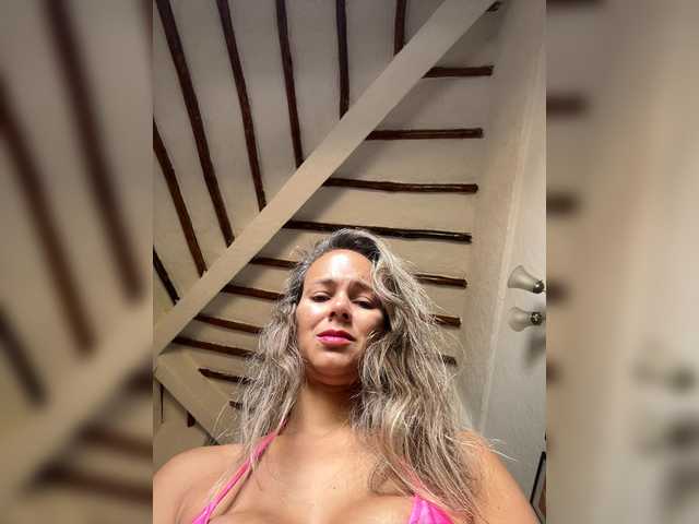 patyandal live cam on BongaCams