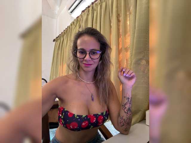 patyandal live cam on BongaCams
