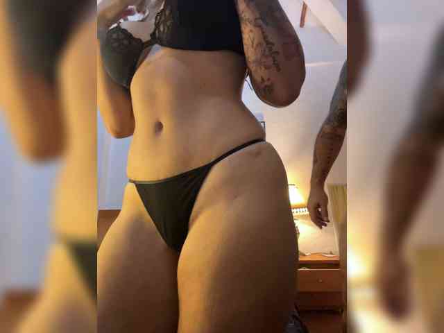 Modelo: patyandal