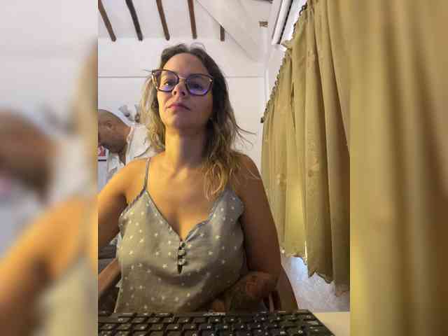 Modelo: patyandal