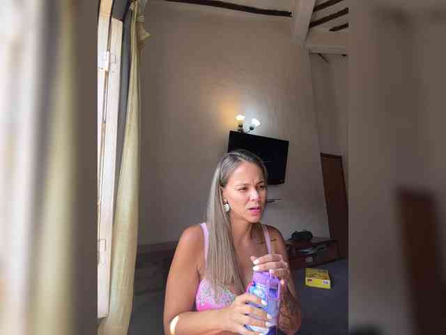 Modelo: patyandal