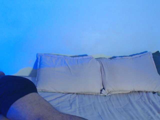 Skin2Skin live cam on BongaCams