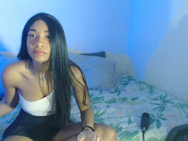 Skin2Skin live cam on BongaCams