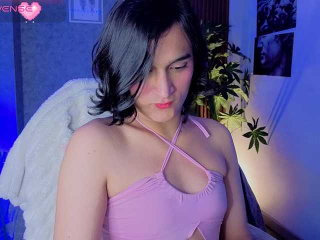 zoe-kiss live cam on BongaCams