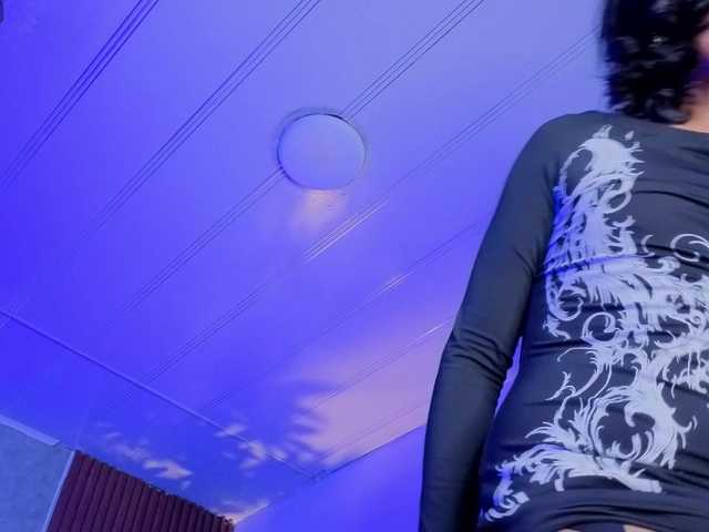 zoe-kiss live cam on BongaCams
