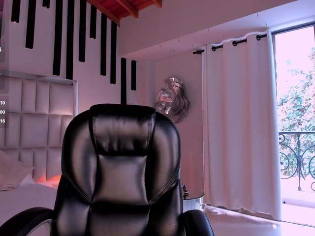 GiannaWatson live cam on BongaCams