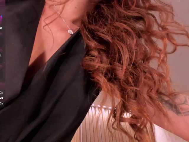GiannaWatson live webcam show