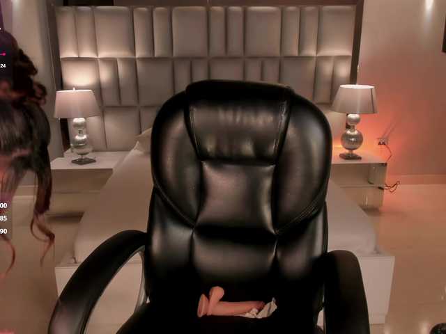 GiannaWatson live cam