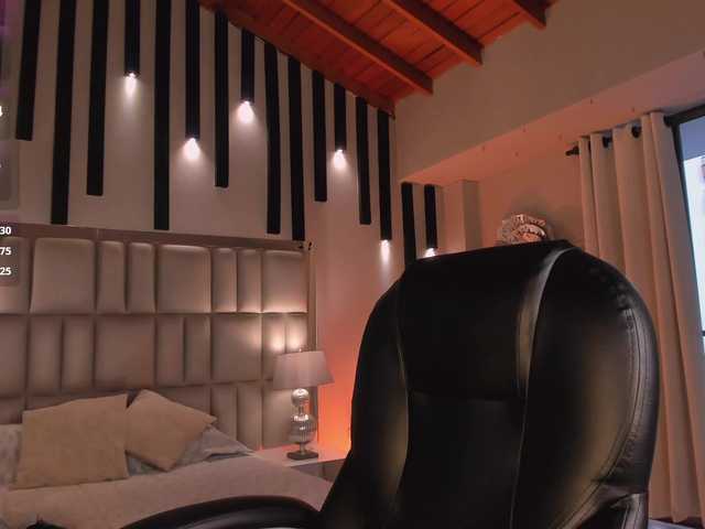 GiannaWatson live cam