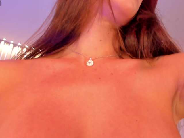 GiannaWatson live cam on BongaCams