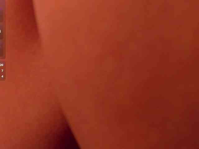 GiannaWatson webcam