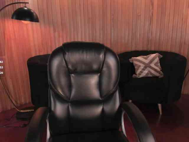GiannaWatson webcam
