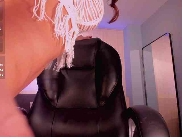 GiannaWatson webcam
