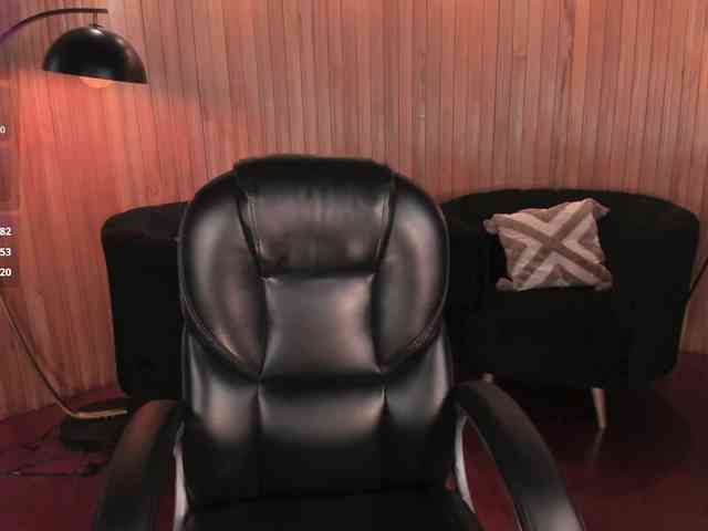 GiannaWatson webcam