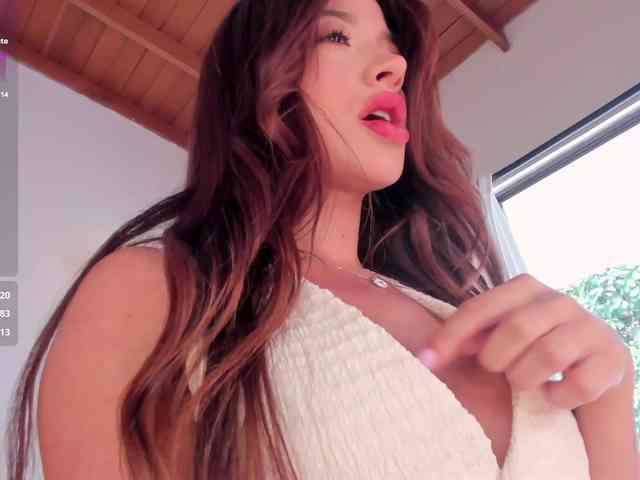 GiannaWatson webcam