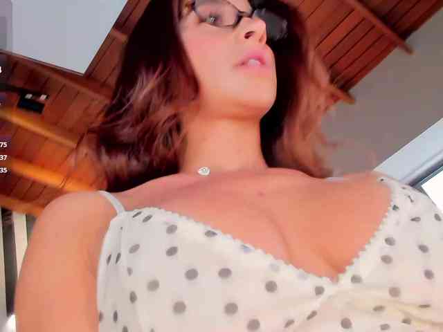 GiannaWatson webcam