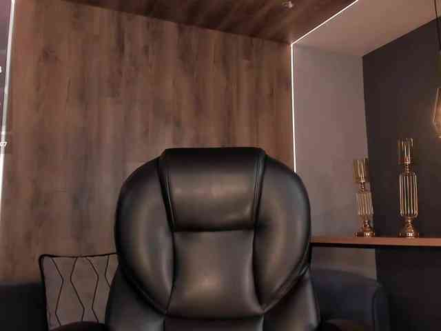 GiannaWatson webcam