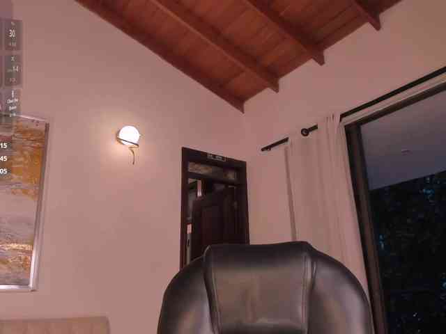 GiannaWatson webcam