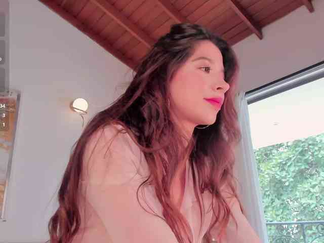 GiannaWatson webcam