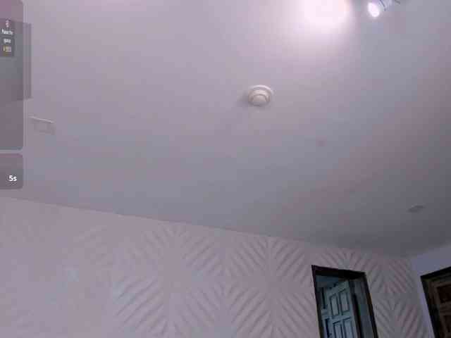 GiannaWatson webcam