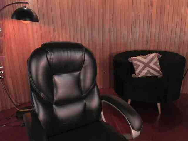 GiannaWatson webcam