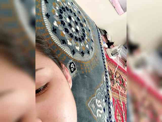 Aylin580 webcam
