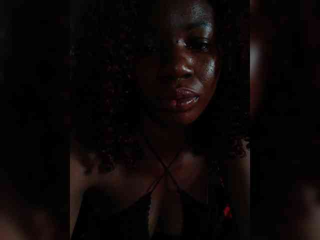 LilFreak1 webcam