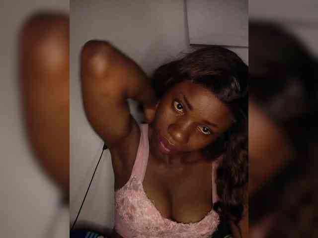 LilFreak1 webcam