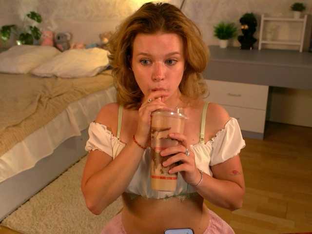 bambibimboo live webcam show