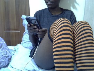 sweetelle's Live Webcam