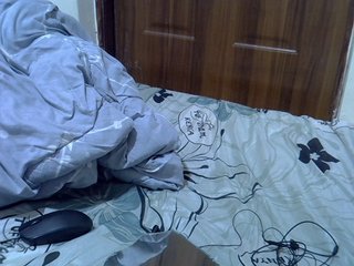sweetelle's Live Webcam
