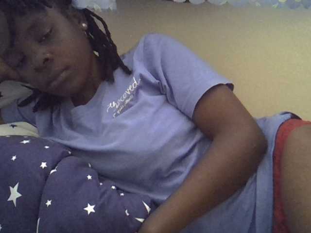 sweetelle live cam preview