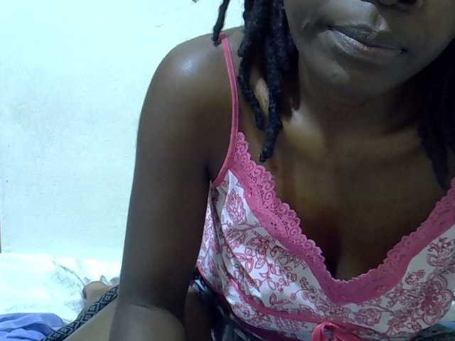 sweetelle live cam