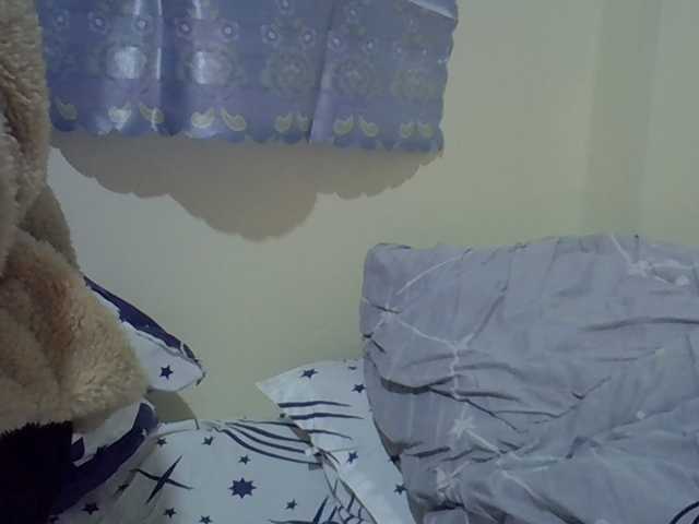 sweetelle webcam bongacams model stream image
