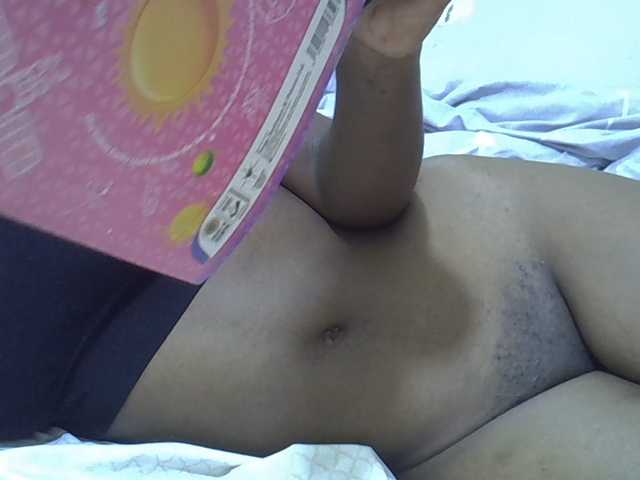 sweetelle live cam preview