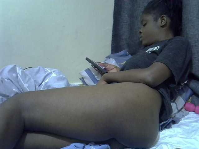 sweetelle live cam preview